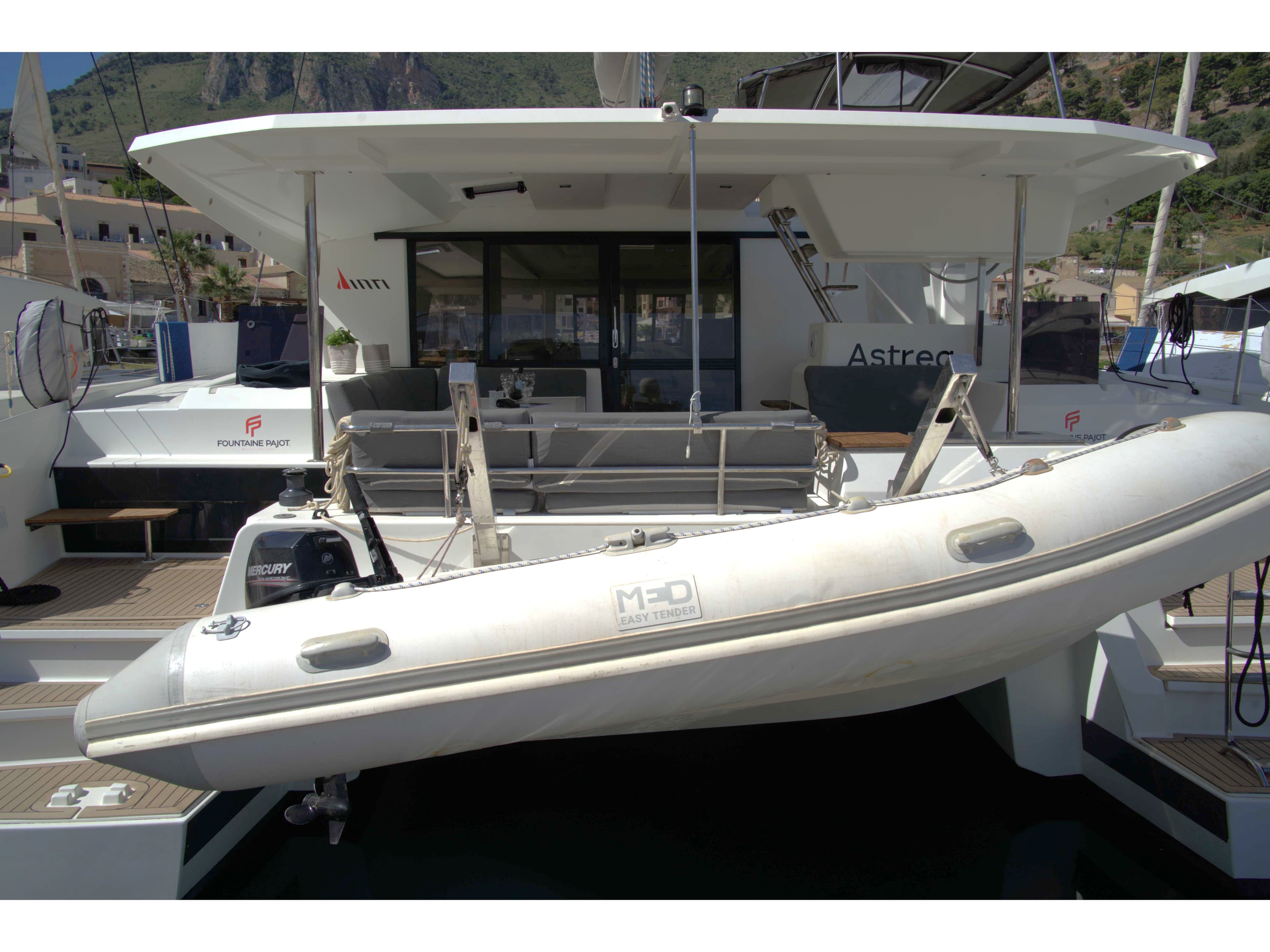 Boat Image 1