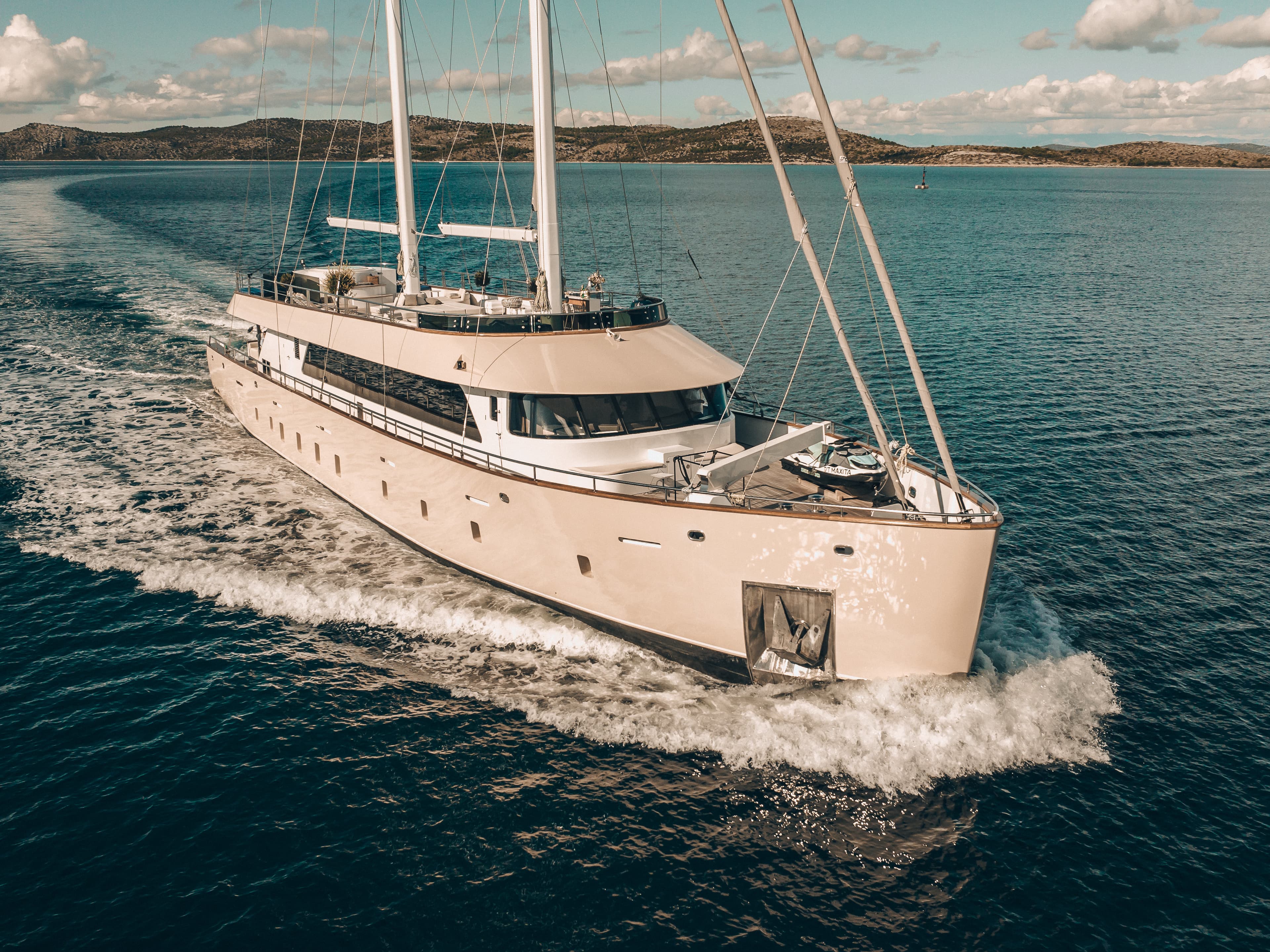 Boat Image 1